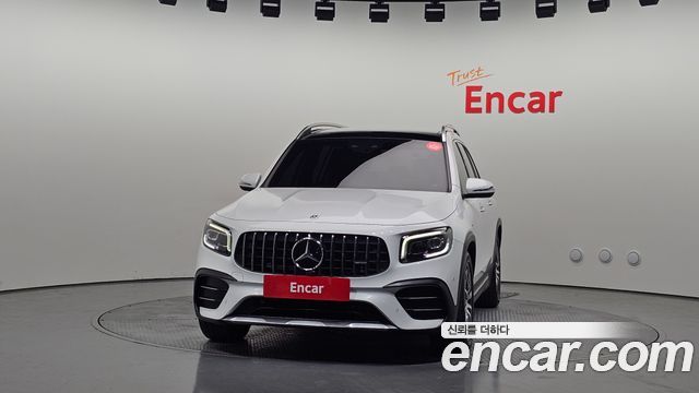 Mercedes-Benz GLB-Class 2022 — photo 3