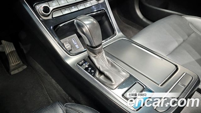 Hyundai Grandeur 2017 — photo 9