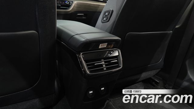 Kia K8 2022 — photo 32