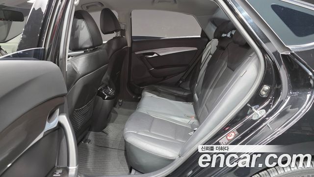 Hyundai i40 2016 — photo 12