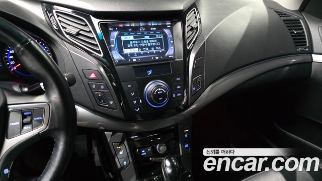 Hyundai i40 2016 — photo 14