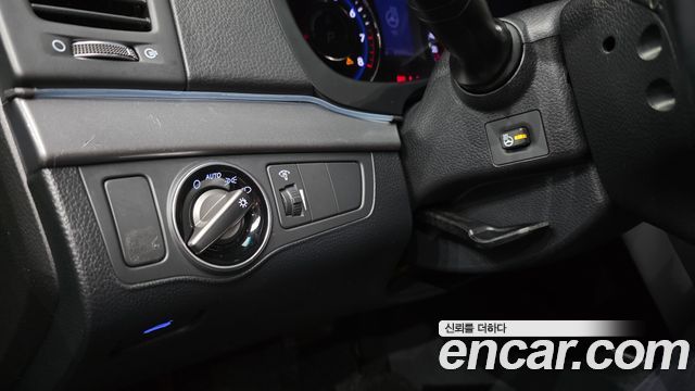 Hyundai i40 2016 — photo 16