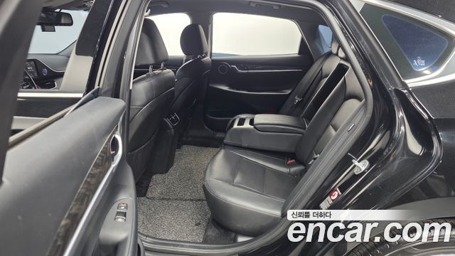 Hyundai Grandeur 2018 — photo 18