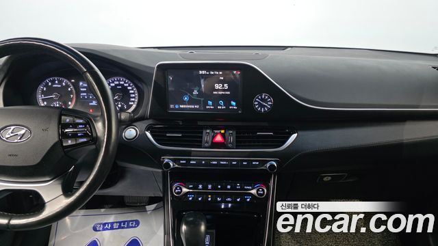 Hyundai Grandeur 2018 — photo 22