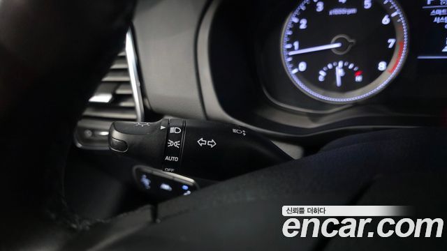 Hyundai Grandeur 2018 — photo 28