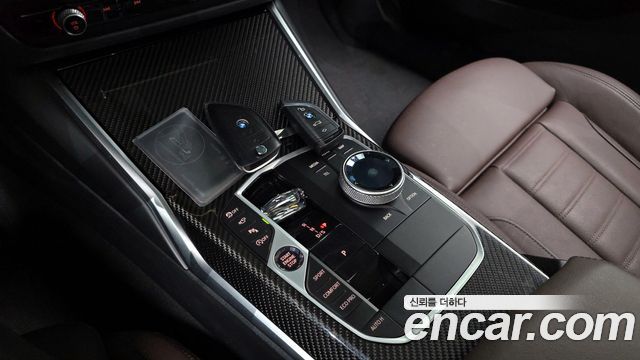 BMW 3-Series 2025 — photo 9