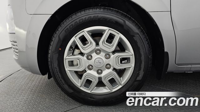 Hyundai Staria 2023 — photo 5
