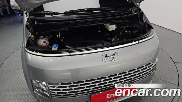 Hyundai Staria 2023 — photo 6