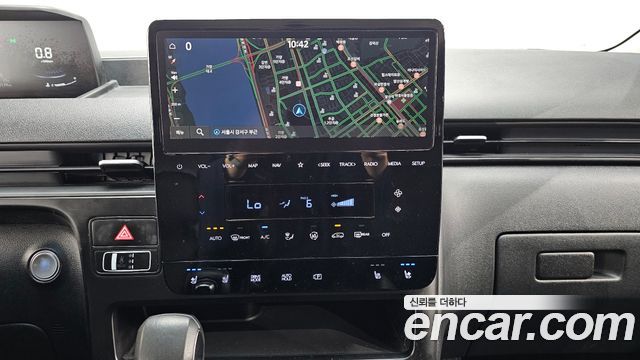 Hyundai Staria 2023 — photo 14