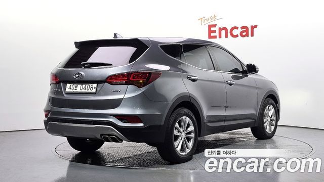 Hyundai Santafe 2016 — photo 2