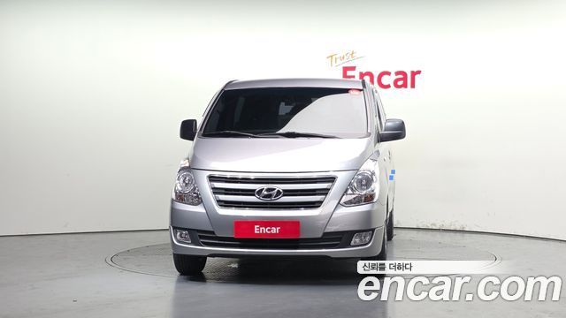 Hyundai Starex 2017 — photo 3