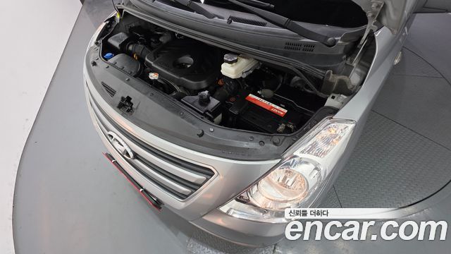 Hyundai Starex 2017 — photo 6