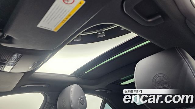 Mercedes-Benz C-Class 2017 — photo 24