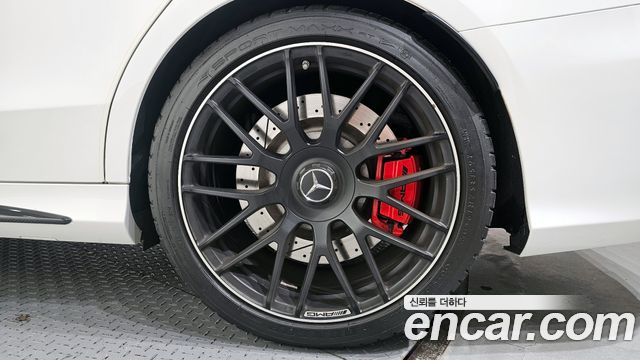 Mercedes-Benz C-Class 2017 — photo 7