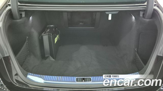 Mercedes-Benz S-Class 2026 — photo 20