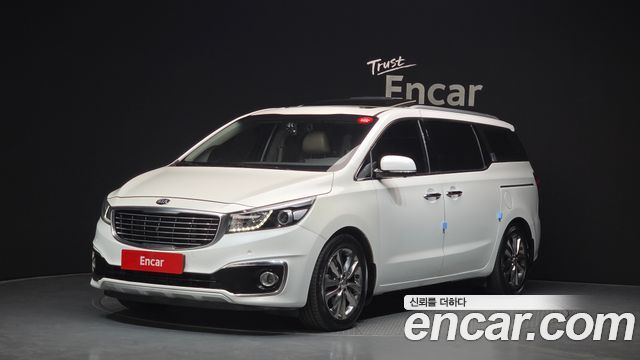 Kia Canival 2018 — photo 1