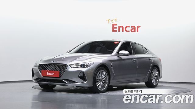 Genesis G70 2019 — photo 1