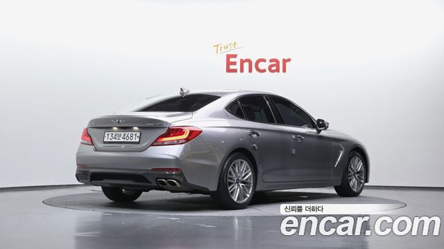 Genesis G70 2019 — photo 2