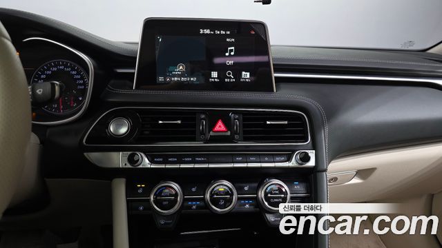 Genesis G70 2019 — photo 20