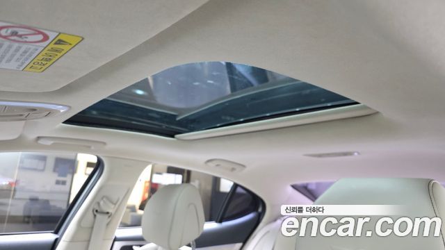 Genesis G70 2019 — photo 25