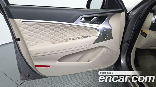 Genesis G70 2019 — photo 14