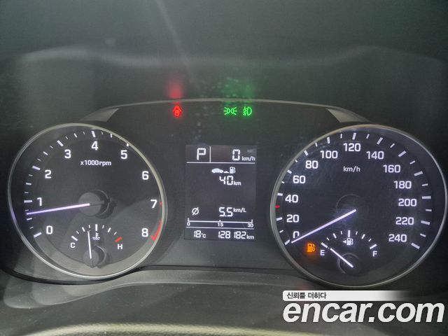 Hyundai AVANTE 2016 — photo 8