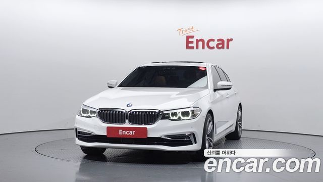 BMW 5-Series 2020 — photo 3