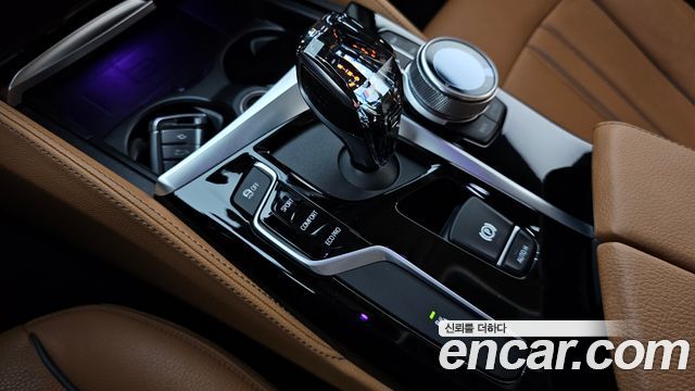 BMW 5-Series 2020 — photo 12