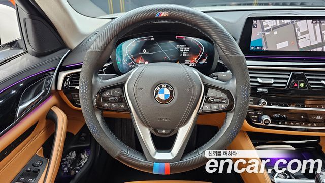 BMW 5-Series 2020 — photo 19
