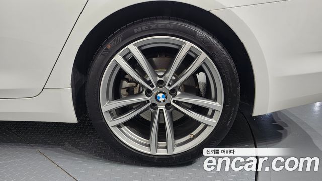 BMW 5-Series 2020 — photo 7
