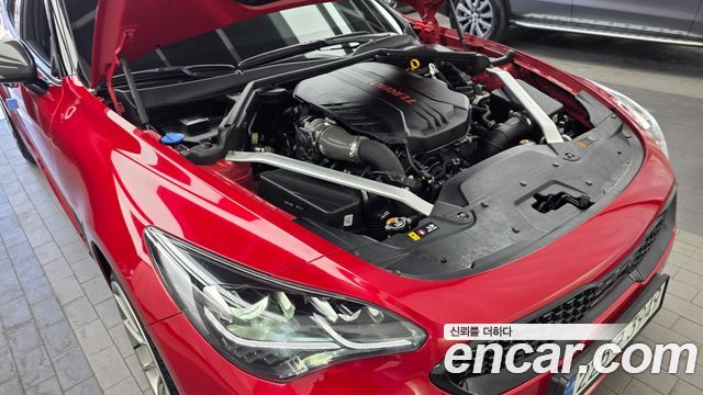 Kia Stinger 2023 — photo 6
