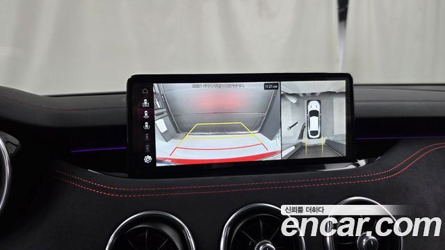 Kia Stinger 2023 — photo 21