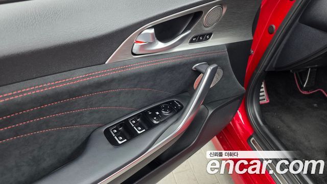 Kia Stinger 2023 — photo 34