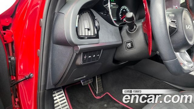 Kia Stinger 2023 — photo 38