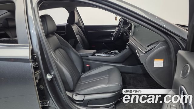 Hyundai Sonata 2020 — photo 12