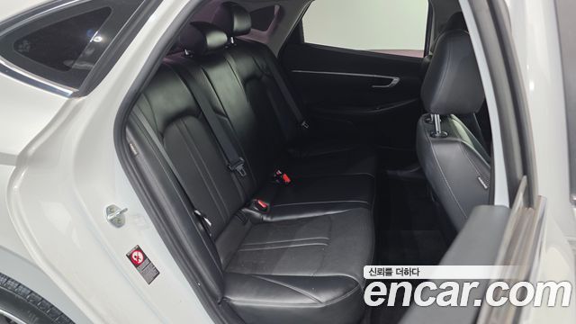 Hyundai Sonata 2020 — photo 11