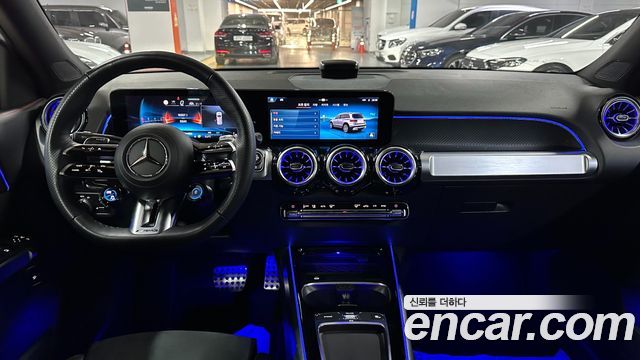 Mercedes-Benz GLB-Class 2025 — photo 7