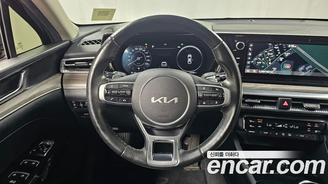 Kia K5 2023 — photo 19