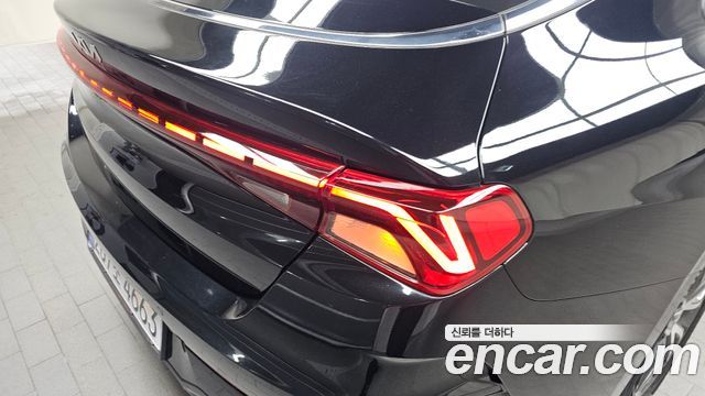 Kia K5 2023 — photo 9