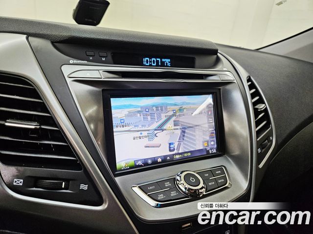 Hyundai AVANTE 2015 — photo 12