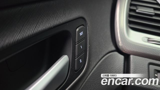 Hyundai Maxcruz 2017 — photo 27
