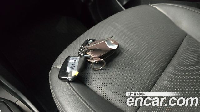 Hyundai Maxcruz 2017 — photo 31