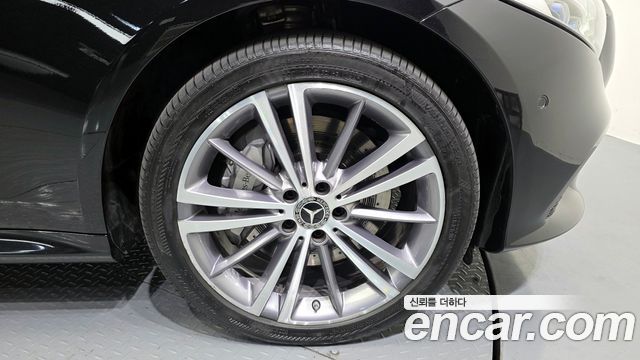 Mercedes-Benz CLS-Class 2019 — photo 7