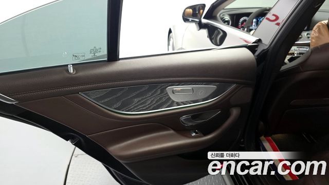 Mercedes-Benz CLS-Class 2019 — photo 15