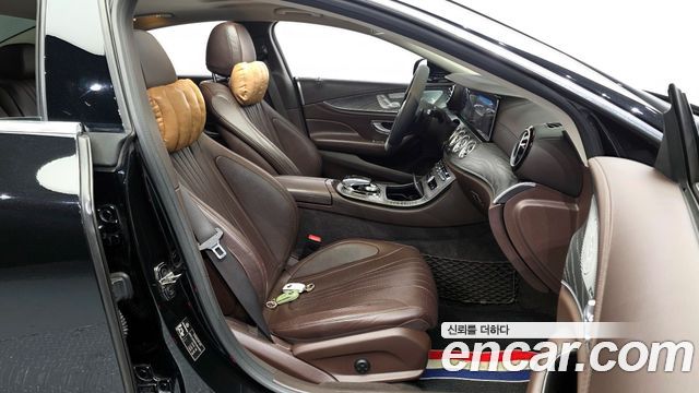 Mercedes-Benz CLS-Class 2019 — photo 16