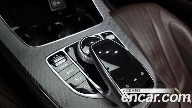 Mercedes-Benz CLS-Class 2019 — photo 27