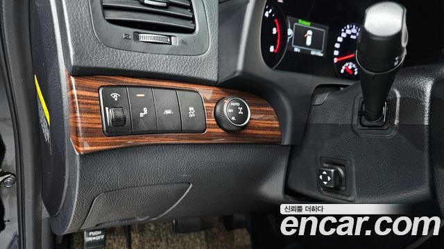 Kia Mohave 2018 — photo 16