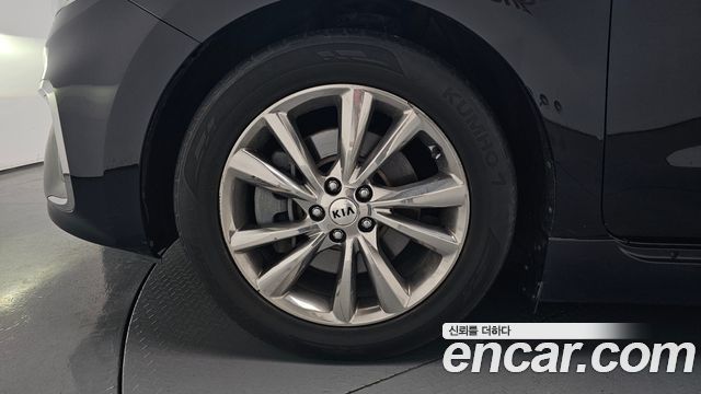 Kia Canival 2020 — photo 5