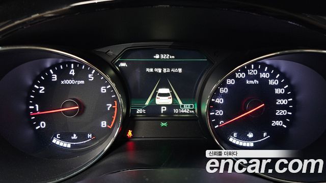 Kia Canival 2020 — photo 11