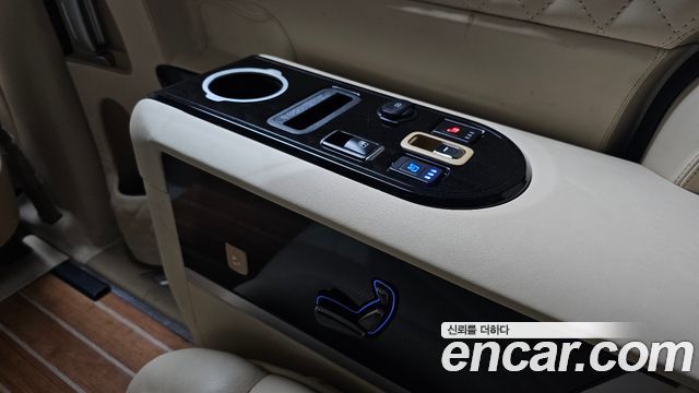 Kia Canival 2020 — photo 25